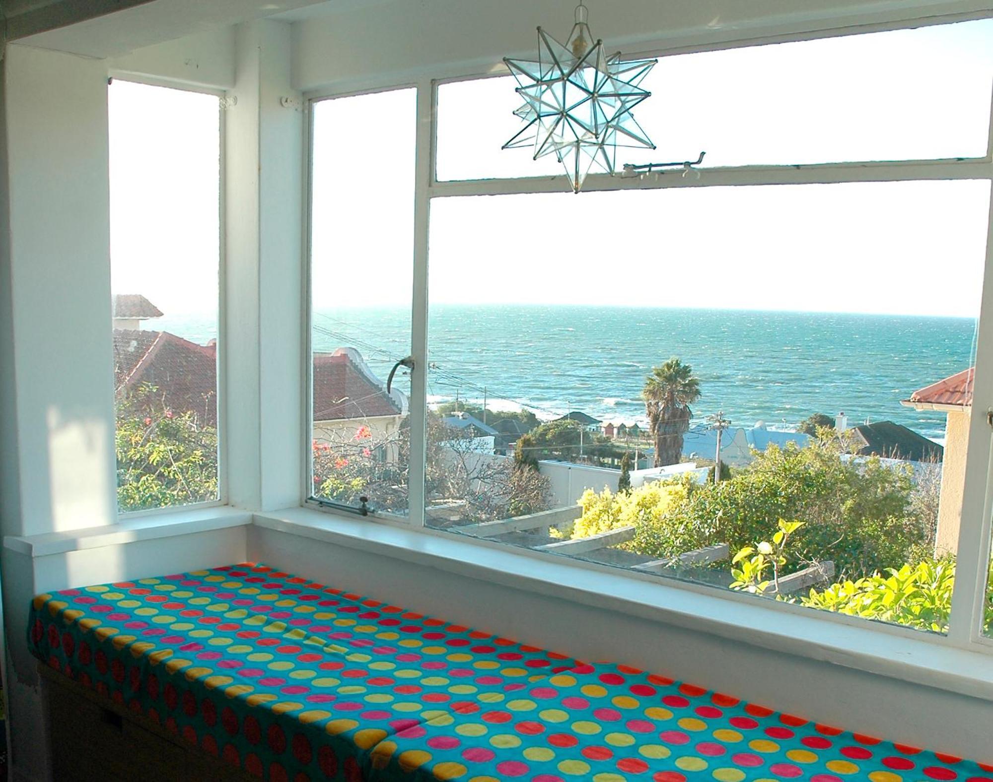 Blue On Blue Bed And Breakfast St James Εξωτερικό φωτογραφία