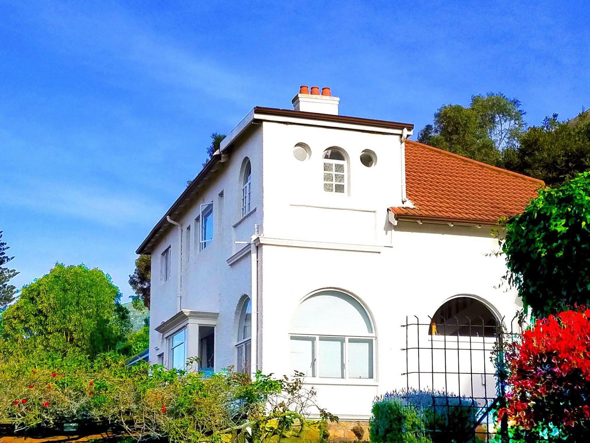 Blue On Blue Bed And Breakfast St James Εξωτερικό φωτογραφία