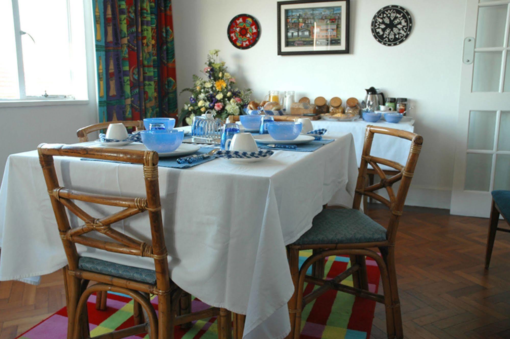 Blue On Blue Bed And Breakfast St James Εξωτερικό φωτογραφία