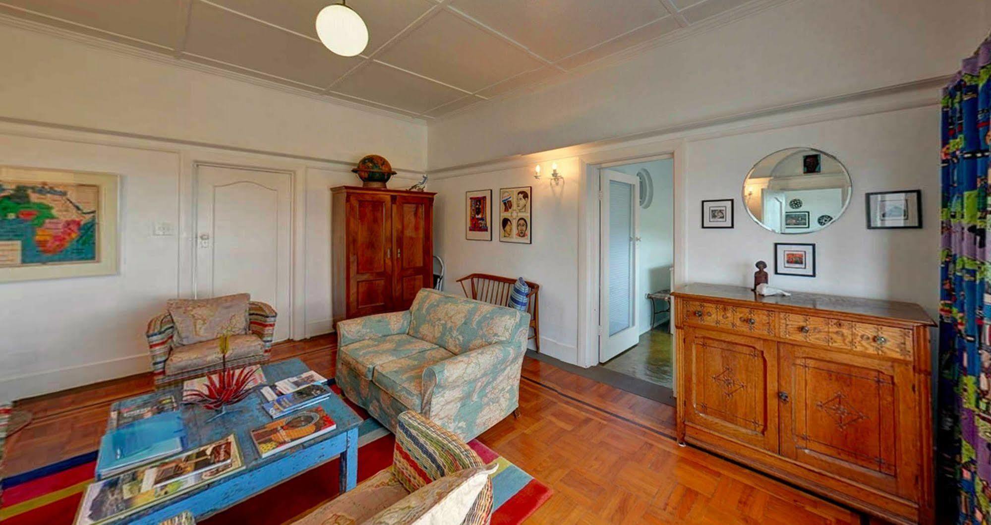 Blue On Blue Bed And Breakfast St James Εξωτερικό φωτογραφία